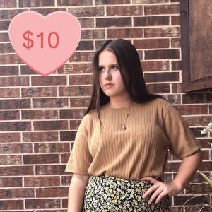 Cream short sleeve sweater